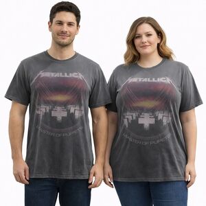 Metallica unisex Graphic T-Shirt master of puppets gray small tee